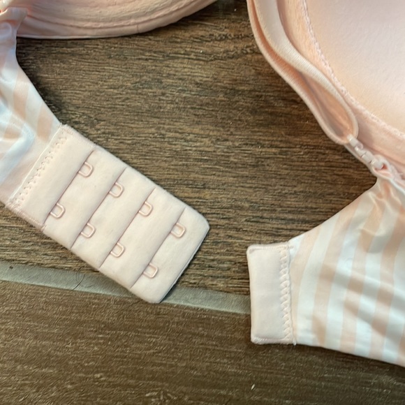 Victoria Secret Bra - Picture 4 of 4